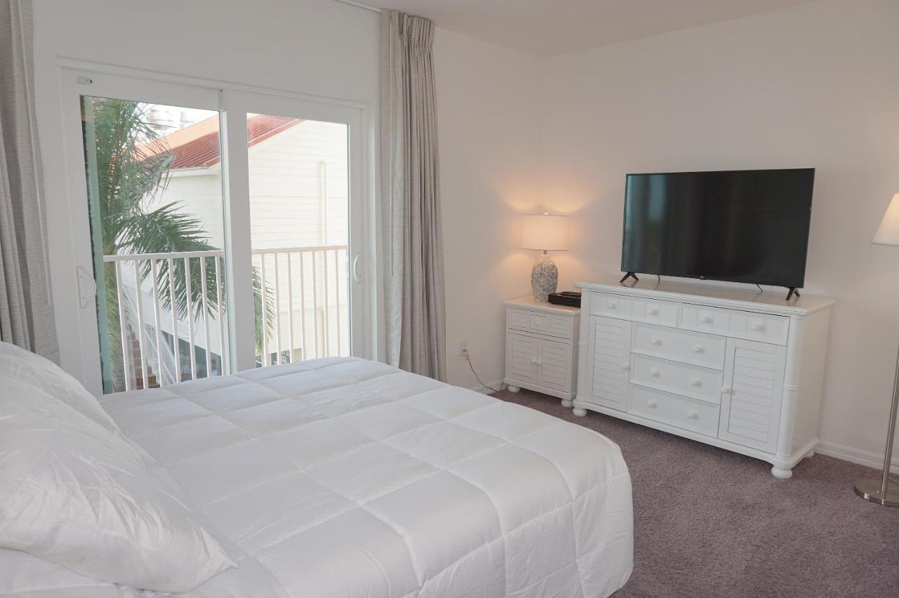 Madeira Bay Resort I By Travel Resort Services St. Pete Beach Exterior foto
